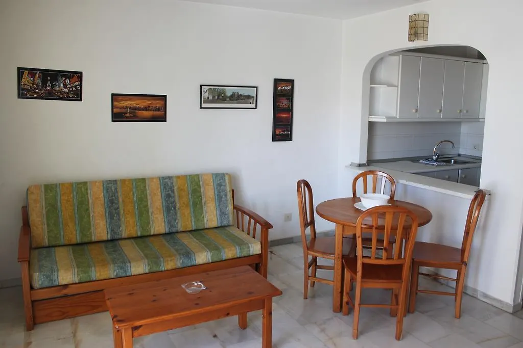 Apartamentos Jardines Del Gamonal مالقة